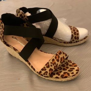 Brand new Sandals, size 10